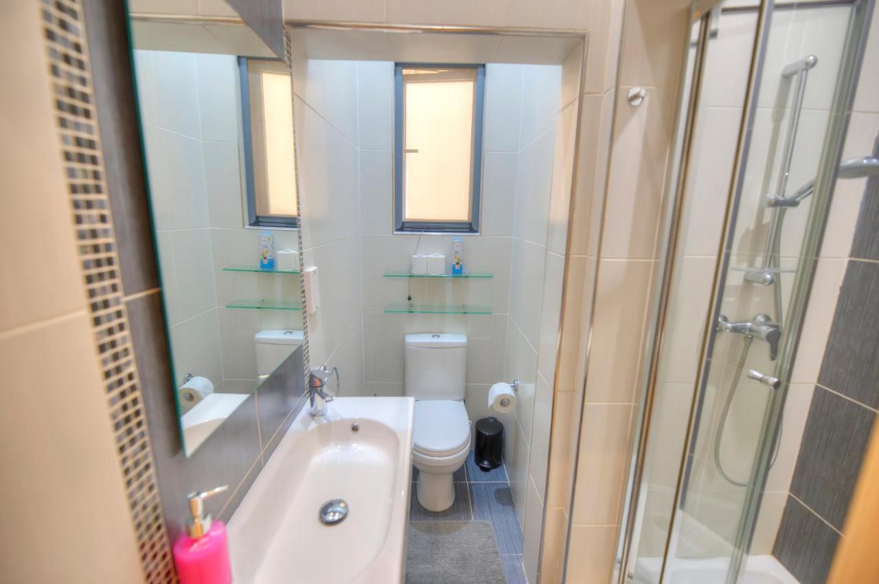 Spacious And Beautifully Furnished 3 Bedrooms/3Bathrooms Apartment With 2 Balconies Wvid1-1 Gzira Buitenkant foto