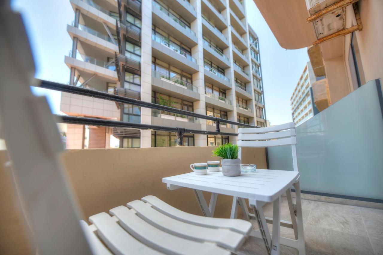 Spacious And Beautifully Furnished 3 Bedrooms/3Bathrooms Apartment With 2 Balconies Wvid1-1 Gzira Buitenkant foto