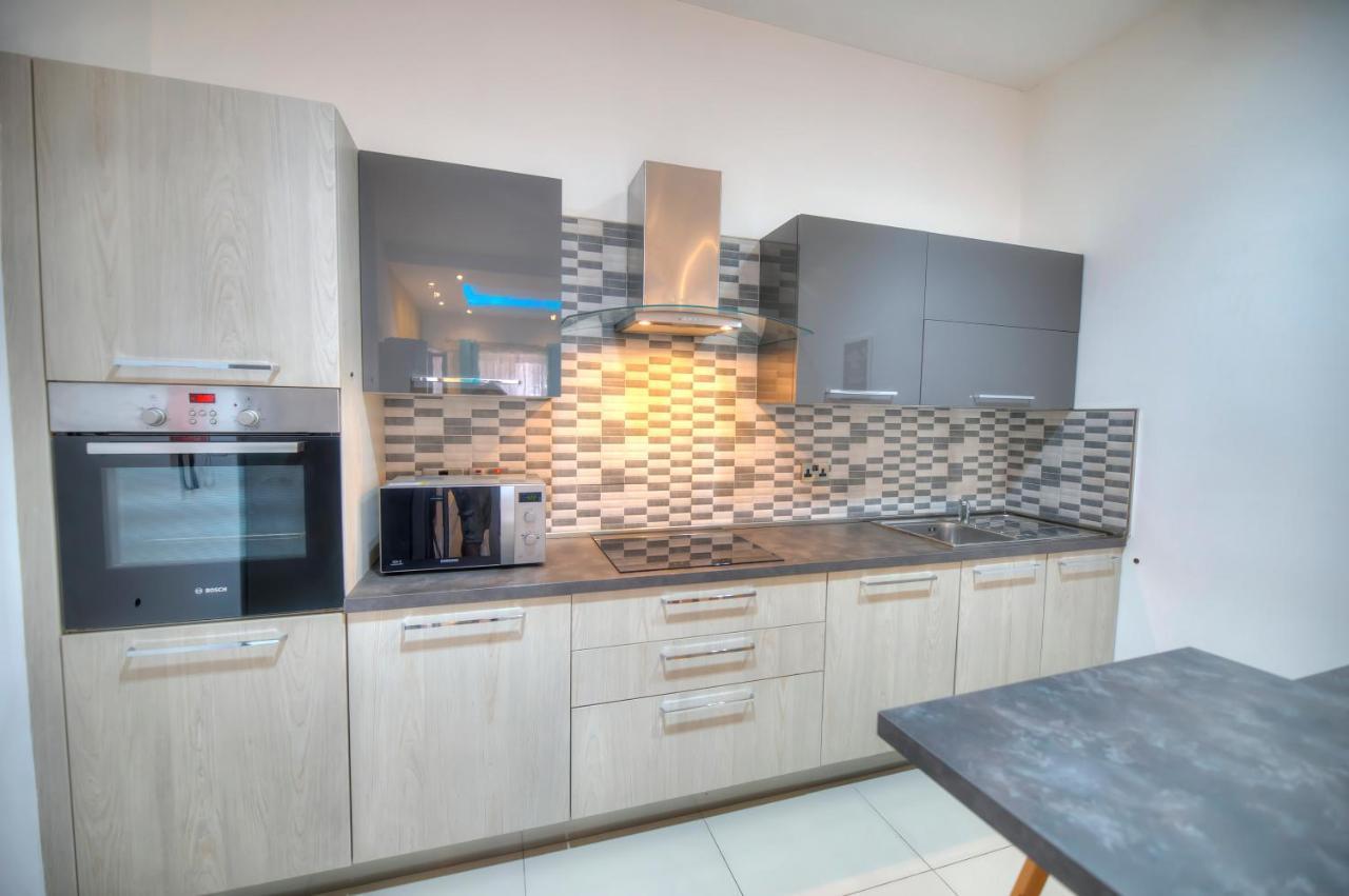 Spacious And Beautifully Furnished 3 Bedrooms/3Bathrooms Apartment With 2 Balconies Wvid1-1 Gzira Buitenkant foto